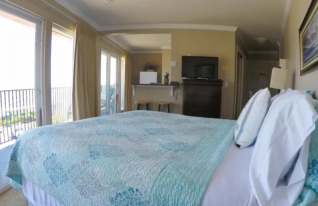 Capitola Beach Suites-1